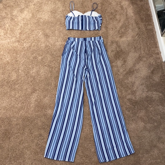 NEW Two Piece Blue Stripe Set - Picture 4 of 4